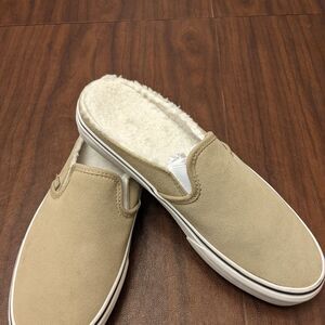 Vans Asher Women's Sherpa-Lined Suede Mule Comfort Shoes Size: 9